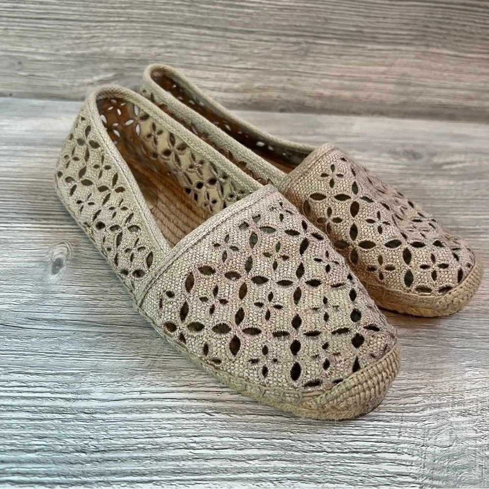 Michael Kors Darci slip on round toe canvas cutout pattern espadrilles